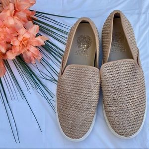 Vince Camuto Bahlissa slip on sneakers size 8 1/2